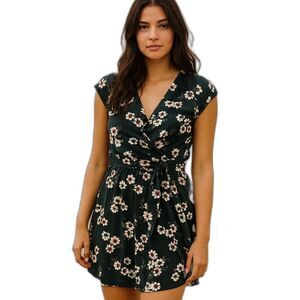 DR2 Dark Green Faux Wrap Floral V Neck Dress Size 2x